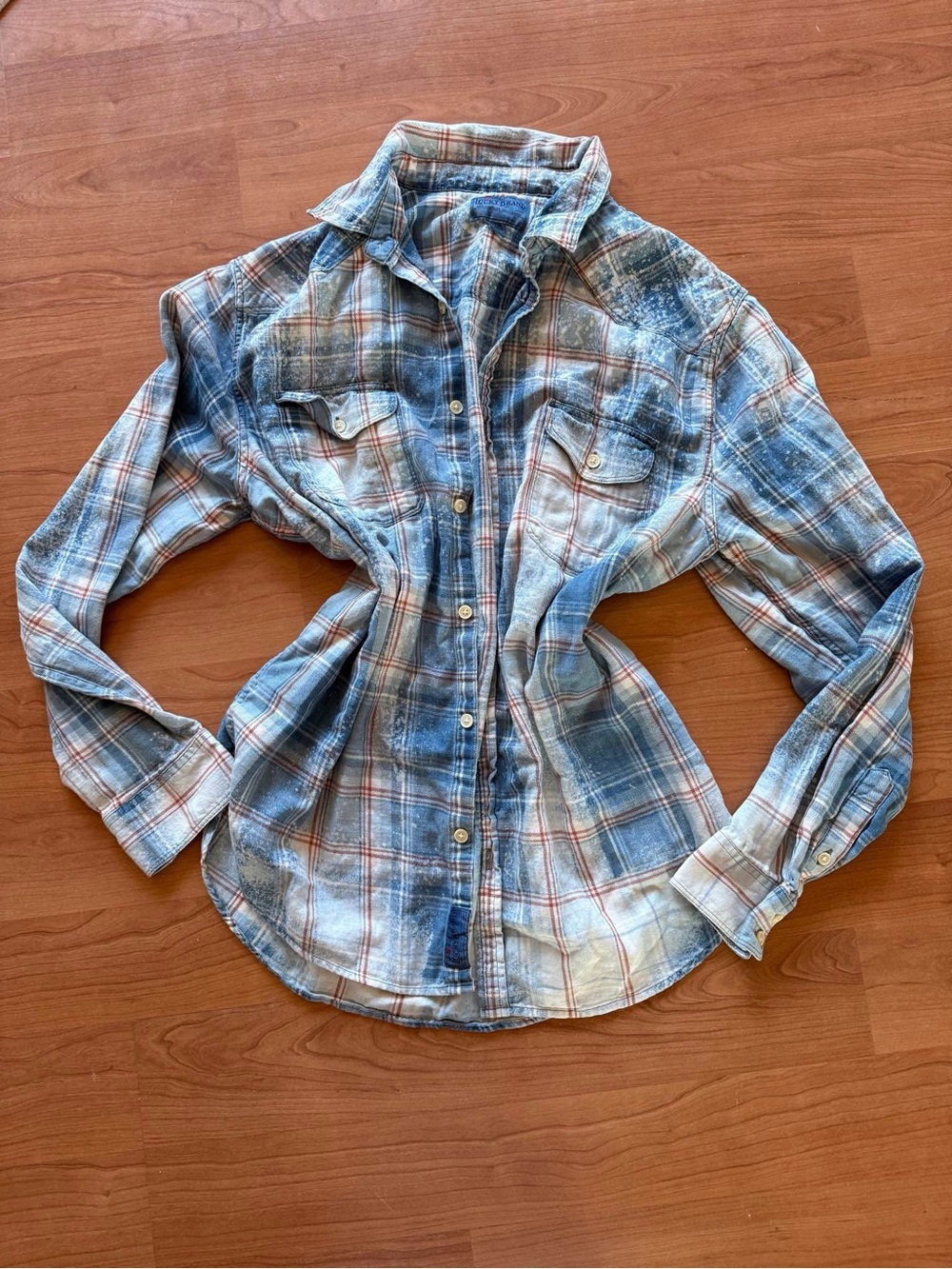 “ We the People “Womens Blue Plaid Button-Down Shirt